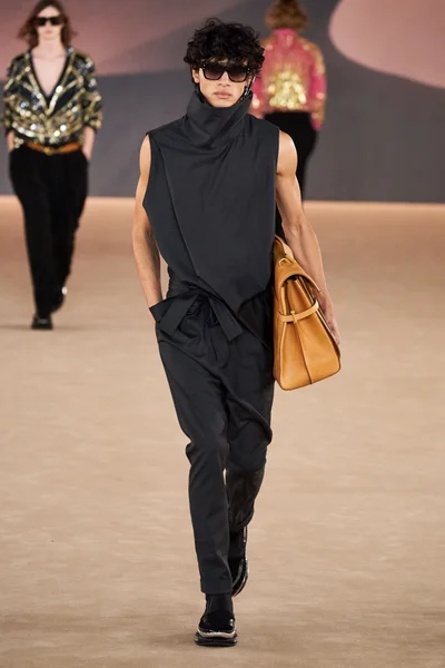 Look 59